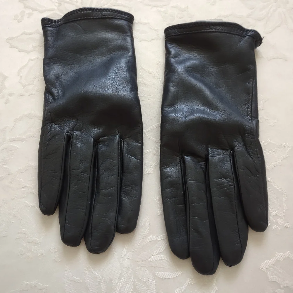 Black leather gloves